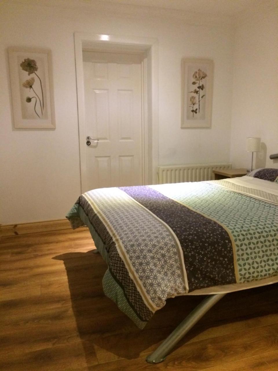Donegal Town Independent Hostel Екстер'єр фото