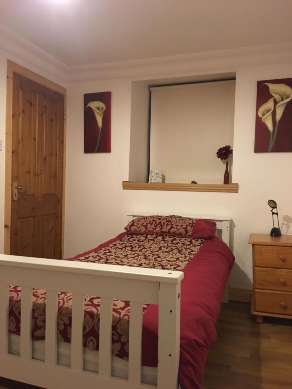 Donegal Town Independent Hostel Екстер'єр фото